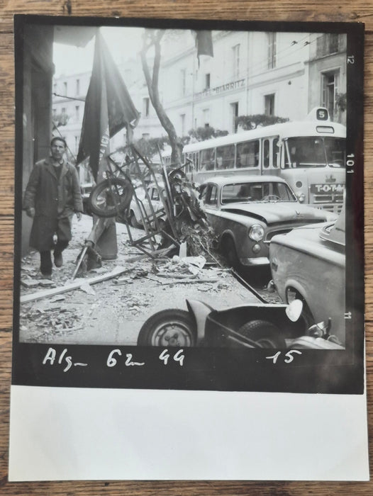 Presse 17 photos Algérie guerre photographie tirages postérieurs v. 1961-1962 OAS