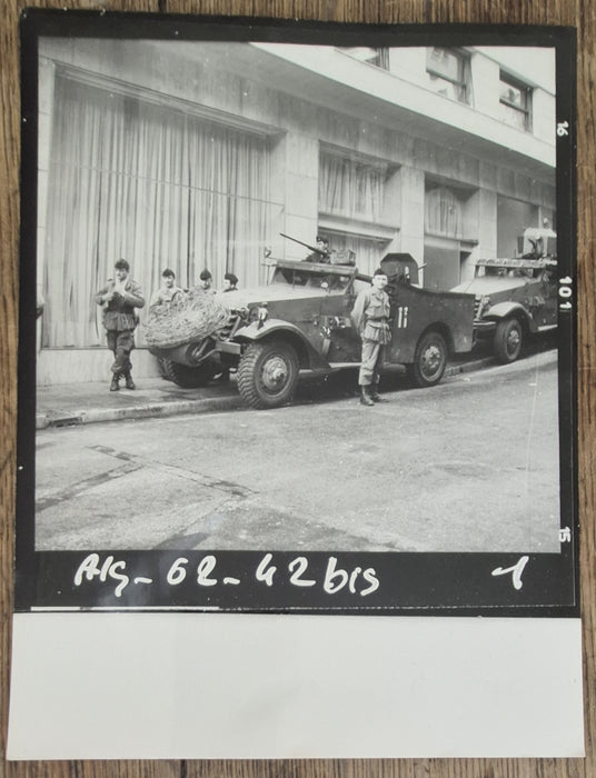 Presse 17 photos Algérie guerre photographie tirages postérieurs v. 1961-1962 OAS