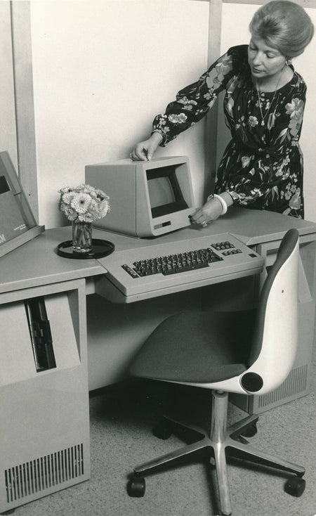 IBM bureau ordinateur informatique photo photographie design écran c. 1970