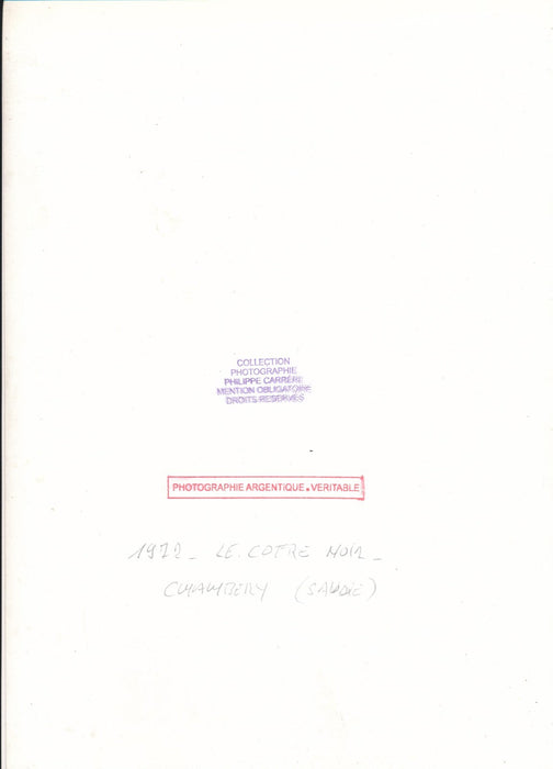 femme nue sur un coffre photo photographie époque v. 1980 sexy