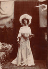 Photographie photo femme toilette oiseaux papier citrate tirage époque