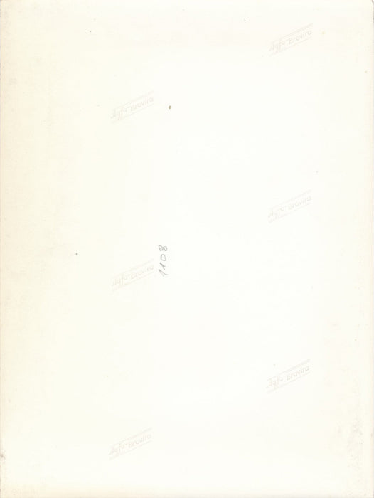 femme monument inde ? Thaïlande ?  photo argentique époque v. 1950 voile