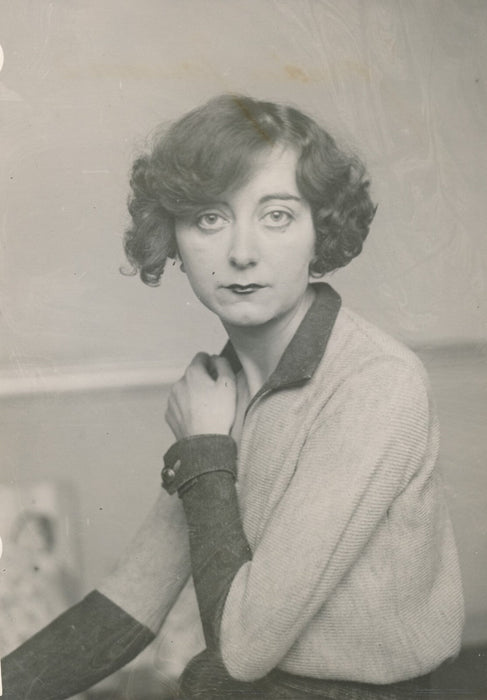 Photo photographie peintre Germaine JOUMARD  argentique époque 1929