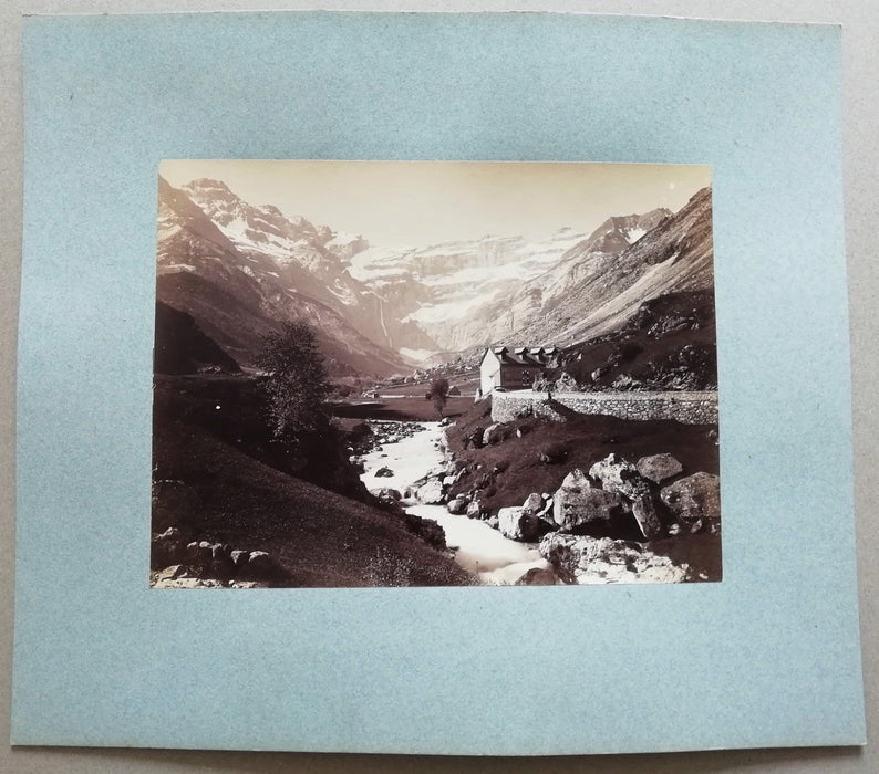 Montagnes Gavarnie hôtel du Point de vue Pyrénées albuminé époque photographie