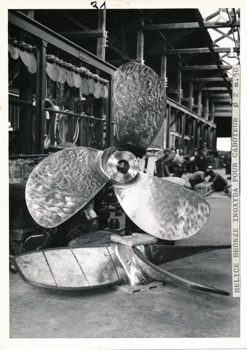 photo 12 Photographies hélice construction façonnage industrie Lot chalutier