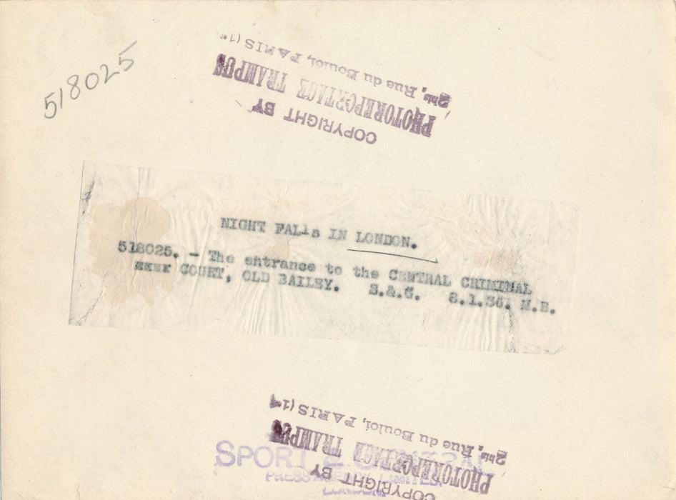 Entrée Central Criminal Court Londres photo photographie époque nuit 1936