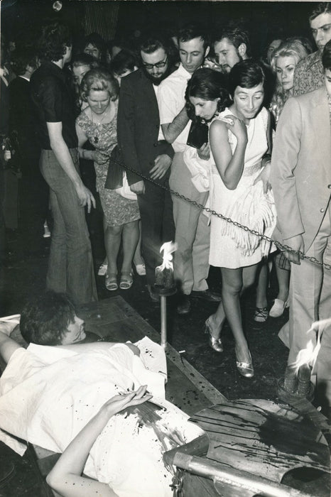 Festival mondial magie Olympia la femme décapitée photo photographie