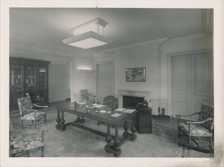 Plafonnier Art déco dans intérieur  bureau photo photographie époque Borremans