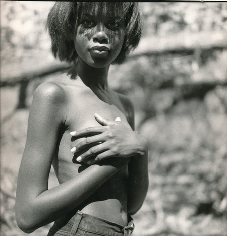Photographie Jeune fille buste sexy tirage argentique d'époque v. 1980