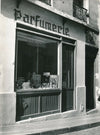 Parfumerie rue Blainville Paris Isabelle Lancray photo photographie vintage