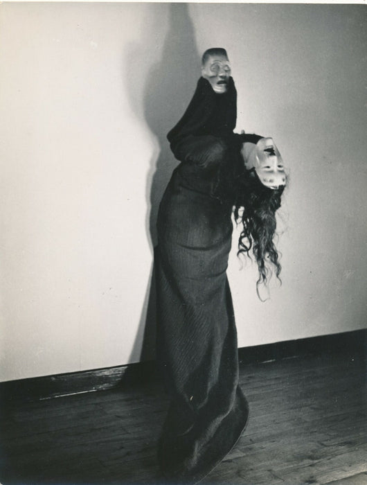 Danse masque photo photographie vers . 1930 Photo Cassati Froideveaux