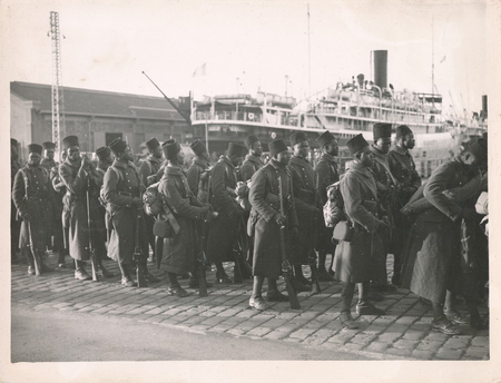 Tirailleur sénégalais Marseille pour Djibouti 1939 ? photo photographie guerre