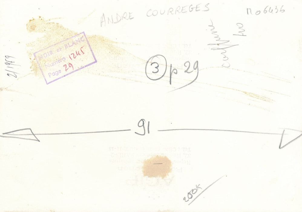 mode  10 photo Saint Laurent (2) Balmain (2) Cardin (3) Courrèges (2) Heim