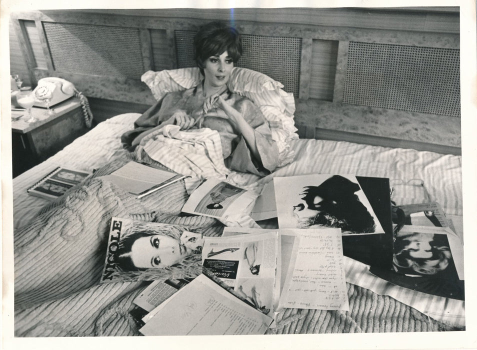 4 photo mannequin Bettina Lucky Woos Lamy années 60 et 3 photos défilés