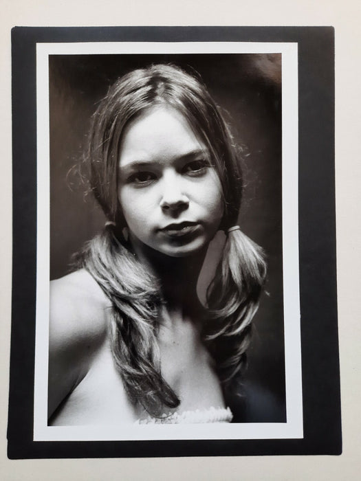 portrait jeune fille adolescente photo photographie sexy argentique décolleté