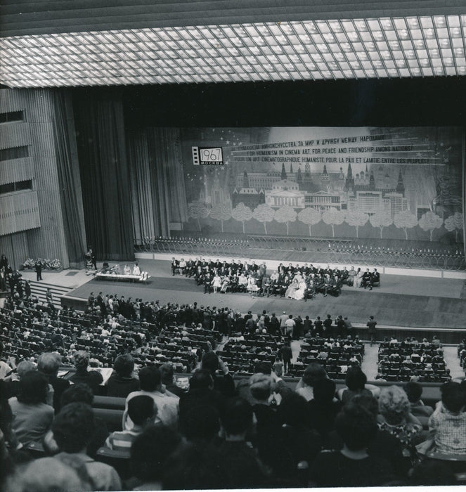 Festival cinéma Moscou 1967 Paul Almasy photo argentique époque cinema paix