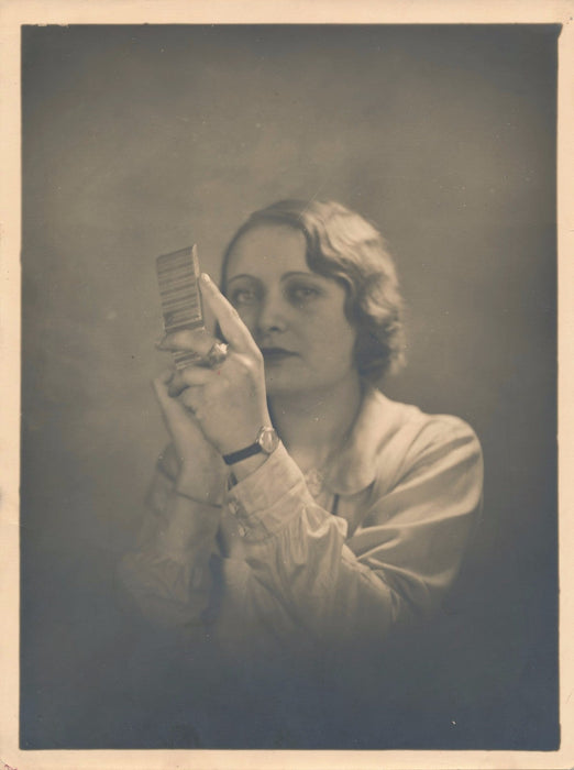 Paul Martial Mode accessoire photographie argentique d'époque miroir tampon