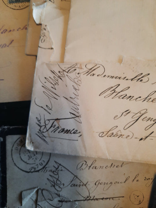 plus de 40 lettres autographes signées à Nathalie BLANCHET écrivaine religion