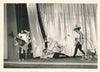 4 photo scène cabaret costumes espagne photographies époque v. 1960