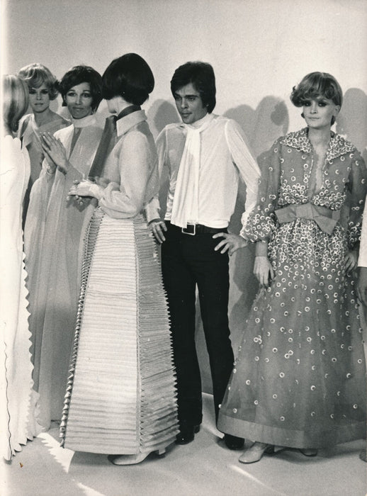 fashion mode 10 photo tirages presse Castillo Capucci Schuberth Puci Fontana