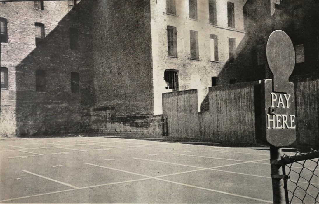 Vue urbaine parking photographie époque auteur non identifié architecture