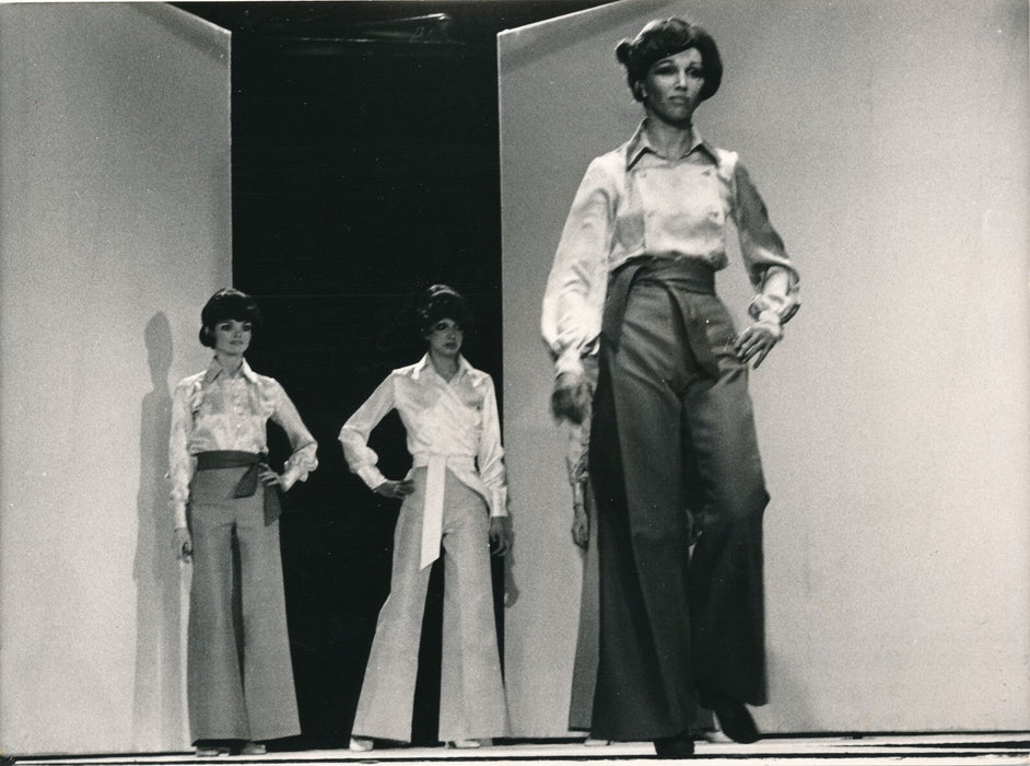 4 photo mannequin Bettina Lucky Woos Lamy années 60 et 3 photos défilés