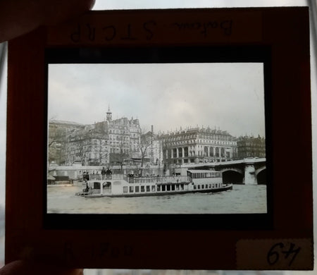 Bateau mouche S.T.C.R.P. vue Pont Neuf positif sur verre photo