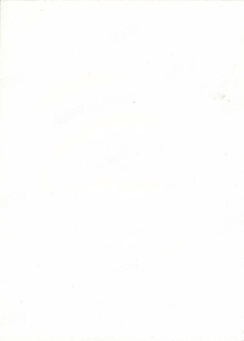 Femme portrait bougies photo argentique époque flou cigarette composition