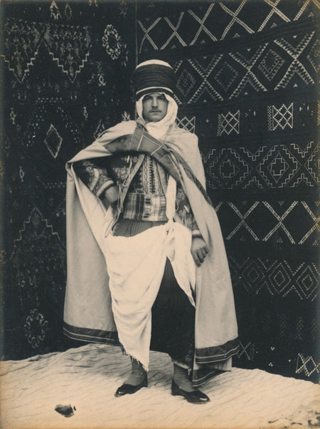 Européen costume arabe vers 1940 photo photographie époque