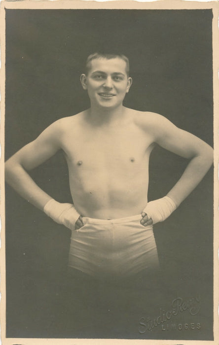 Boxe boxeur jeune photo photographie carte postale argentique gay interest