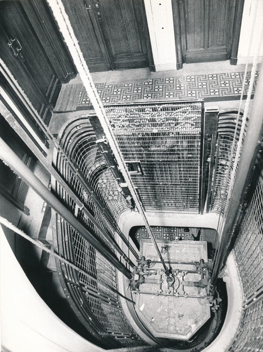 Ascenseur accident boulevard Brunet photo photographie cage architecture ville