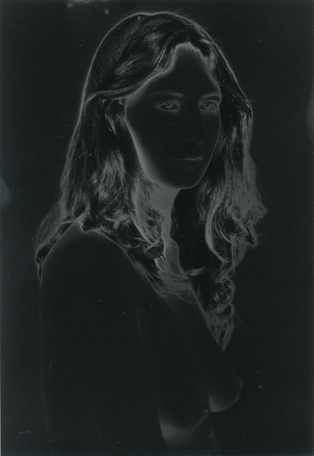 Étude nu anonyme amateur solarisation photo photographie v. 1980 sexy femme