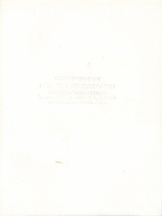 2 portrait de femme par Heinz LEITERMANN bas cigarette photo photographie