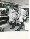 Fête travesti humour cabaret hommes photo photographie 2 tirages v. 1960