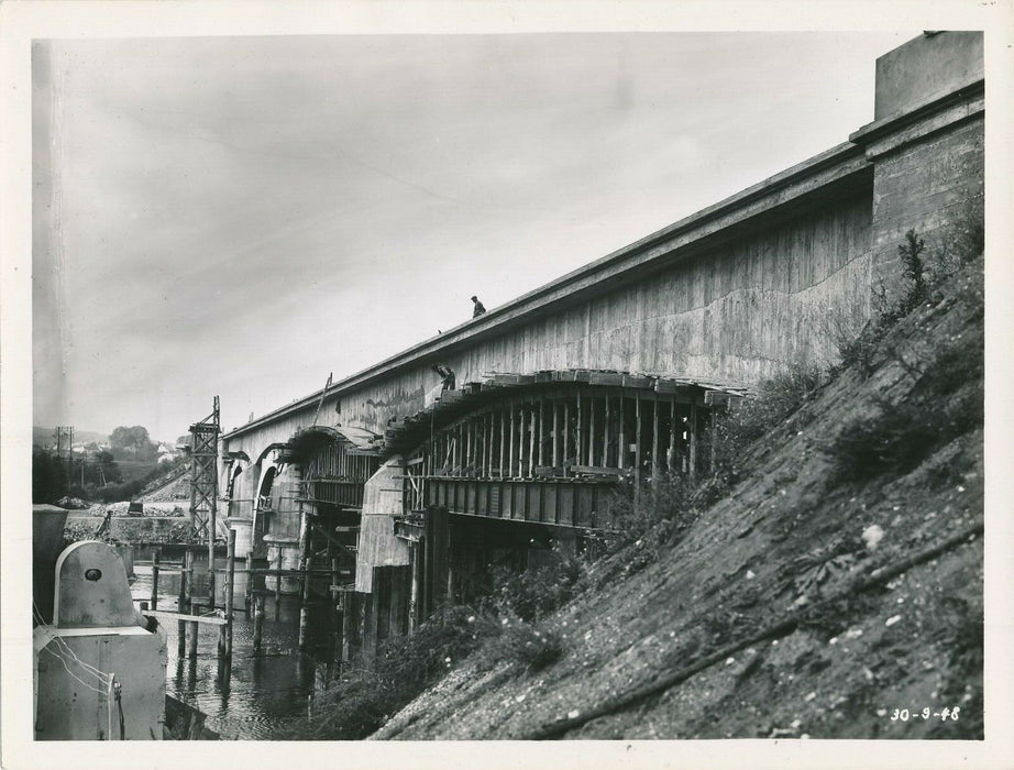 Pont contruction rénovation 1950 12 photo chantier photographie France Le Boyer