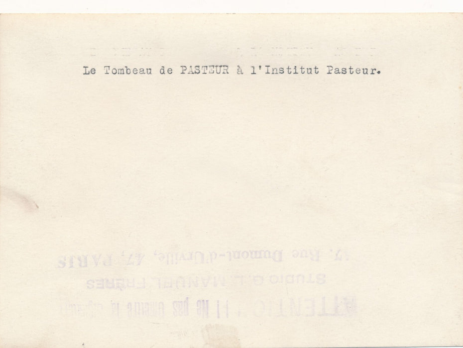 Le tombeau de Louis Pasteur en 1935 2 photo photographies époque Henri Manuel