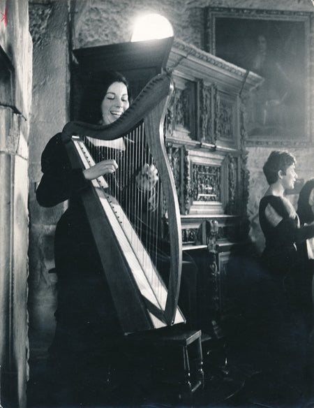 Harpiste irlandaise Irlande musique photo photographie v. 1960-70