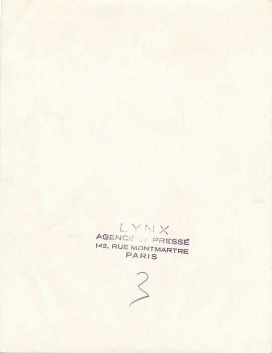 Nature morte table cendriers Suze CinZano tomate petits fours réception photo 