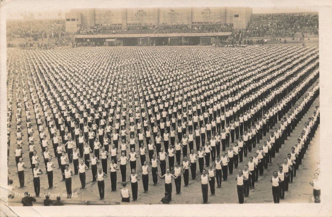 Photo Tirage argentique d'époque gymnastique Tchécoslovaquie 1932 carte postale