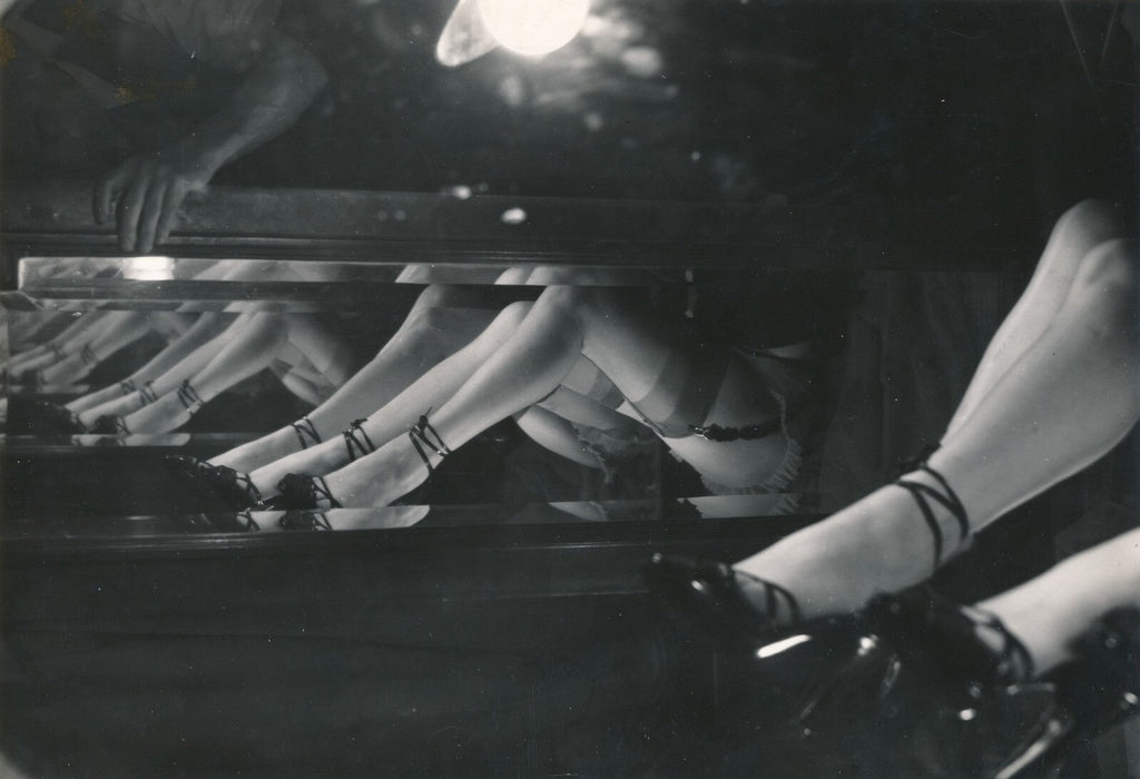 Cabaret jambe reflets miroirs photo photographie époque v. 1950