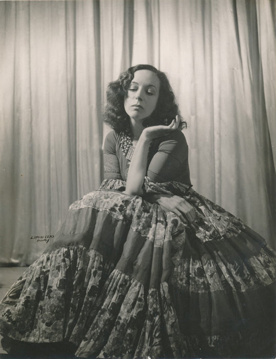 Portrait femme robe Lipnitzki Paris photo photographie mode