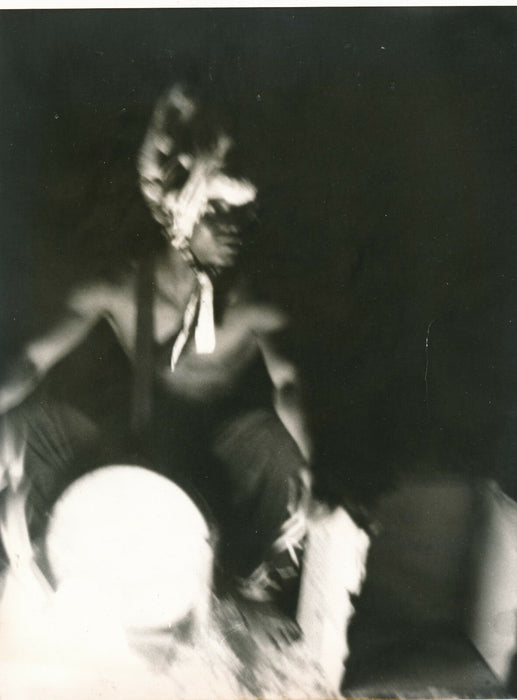 Pays Dogon : sorcier implorant la pluie, 1973 2 photos photographie Afrique