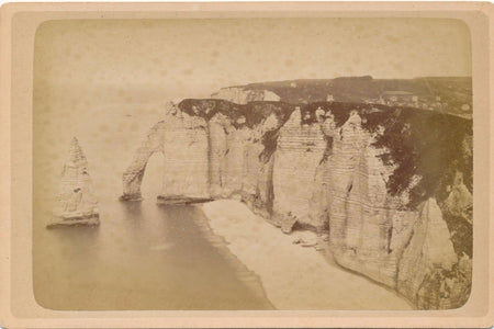 photographie etretat aiguille falaise albumine vers 1880