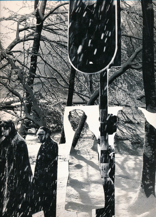 Photo collage : Hommes marchant sous la neige, fin des années 1970 argentique