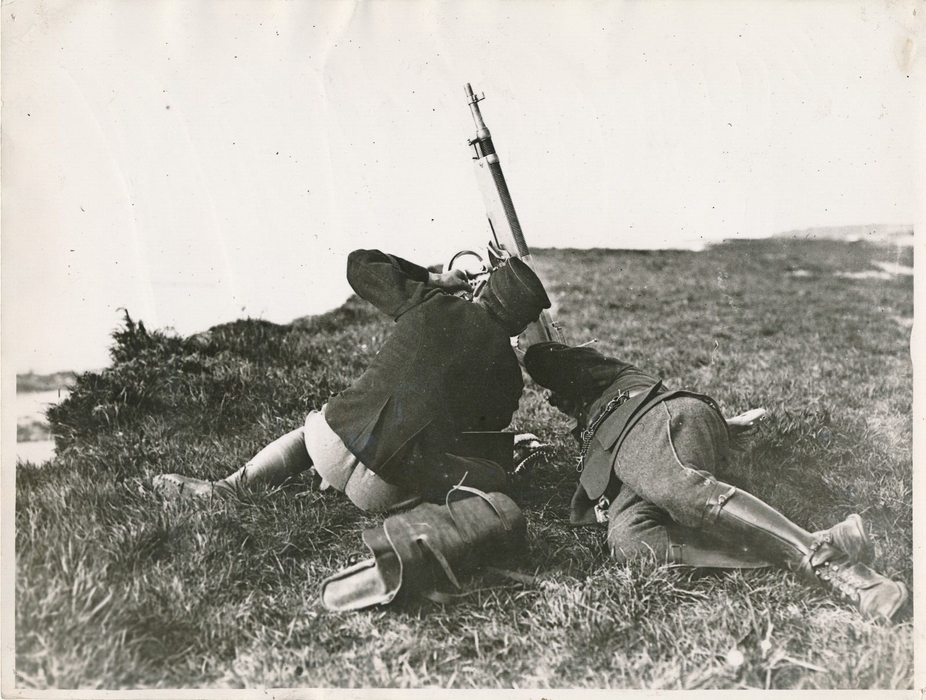 Grèce guerre militaria mitrailleuse photo photographie v. 1939 Keystone