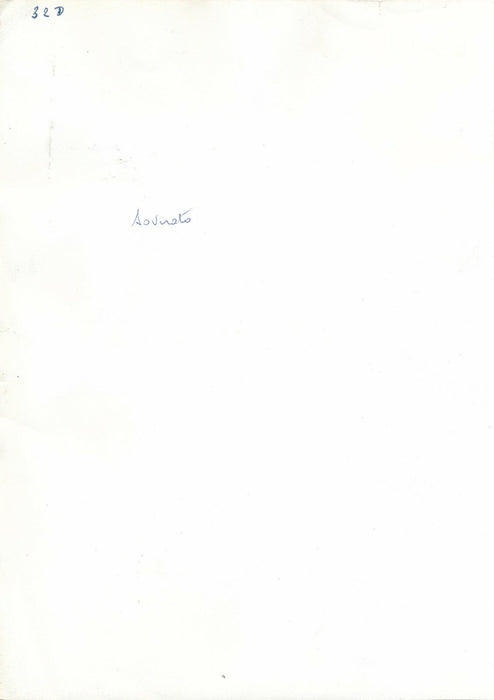 Sovrato Italie femme marchant dans la rue photo photographie 