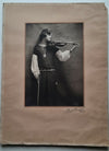 Elsa QUESADA violoniste Colombie photographie dédicacée signée Paul 