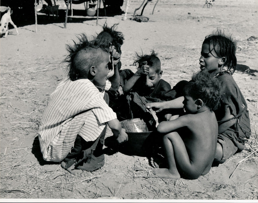 photo Maroc ? Afrique Nord enfants  tirage argentique époque vers 1960