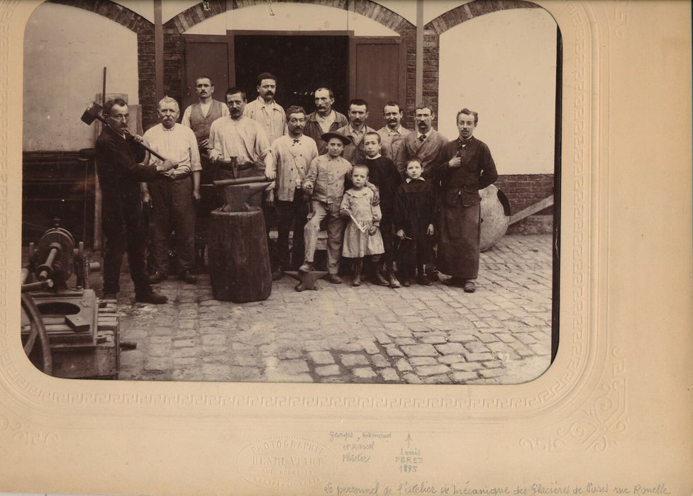 ouvrier mécanique Glacières Paris rue Rouelle photo  c. 1900 outils photographie
