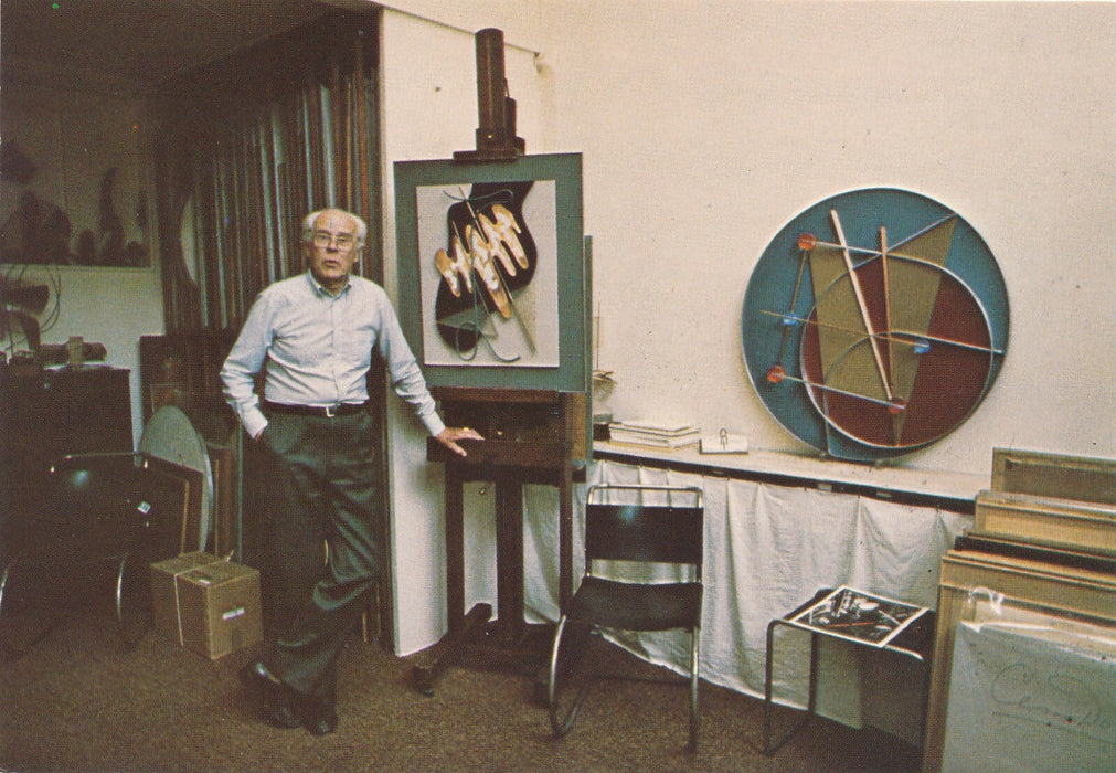 C. DOMELA 1 lettre autographe signée 1 carte postale autographe signée 1 photo